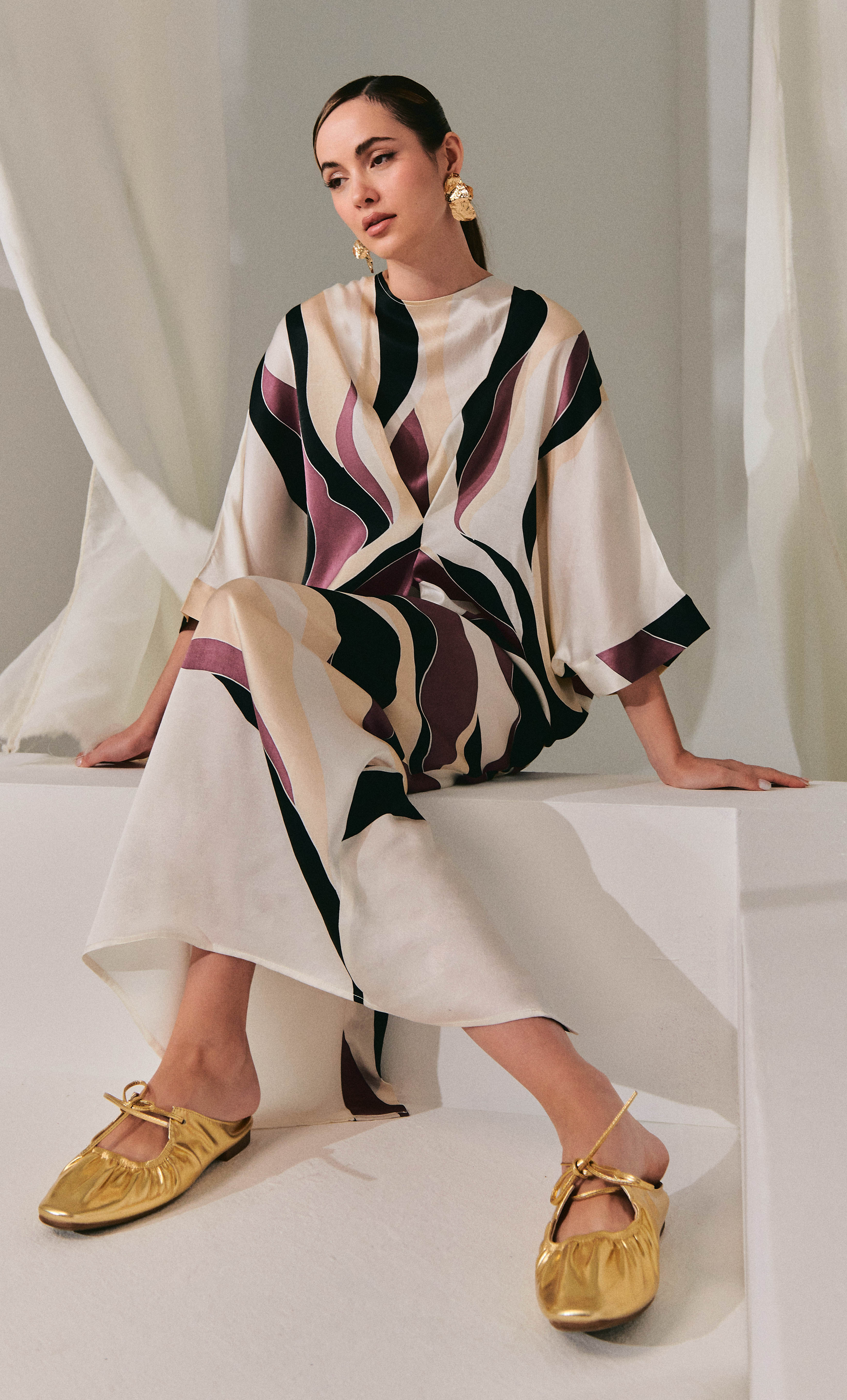 Juliana 3.0 Dress – Linear Satin Silk