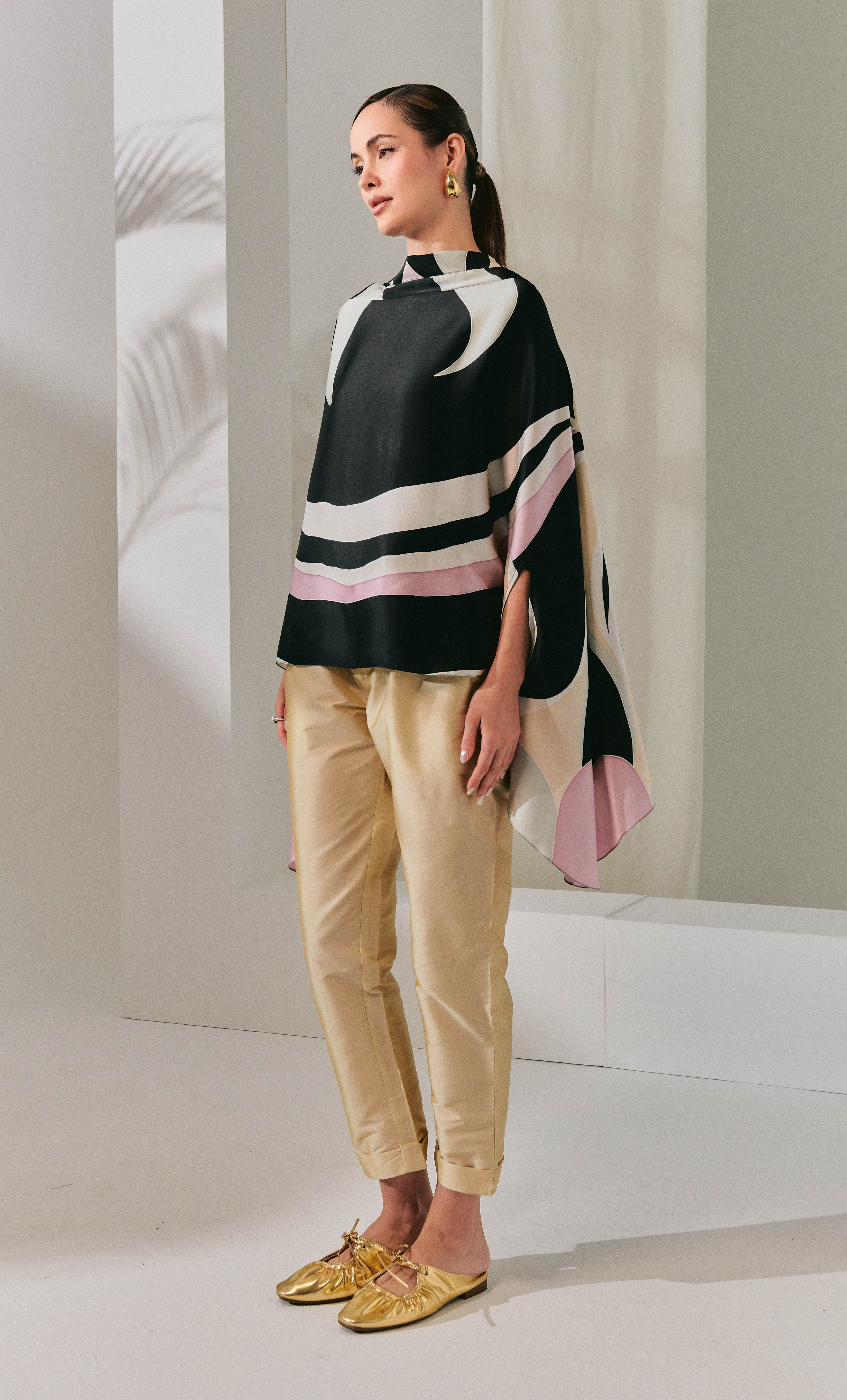 Hani Top With Tapered Pants