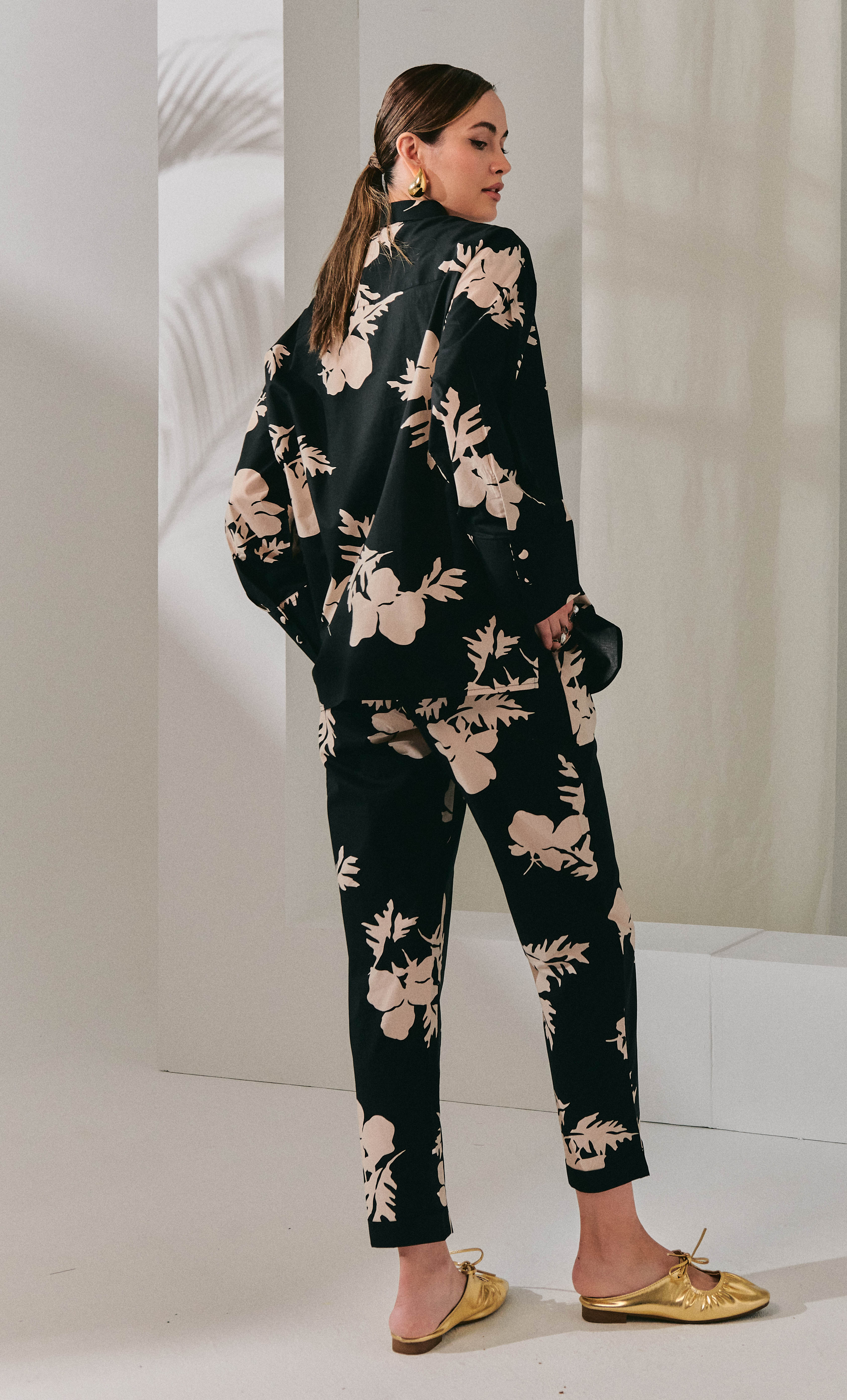 Jane Top With Tapered Pants – Flowers Cotton
