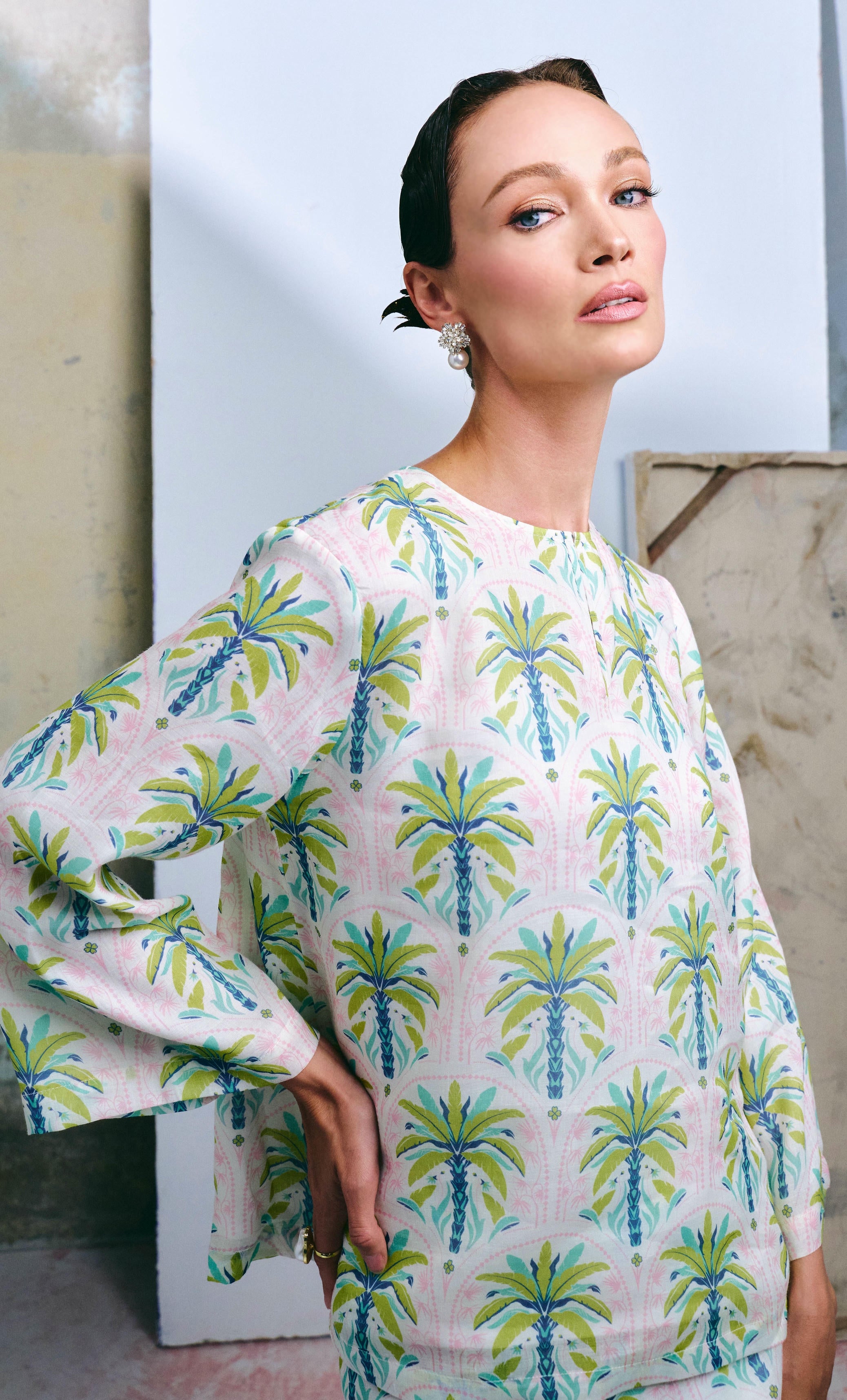 Banana Tree Kurung Kedah with Instant Pareo - Off White