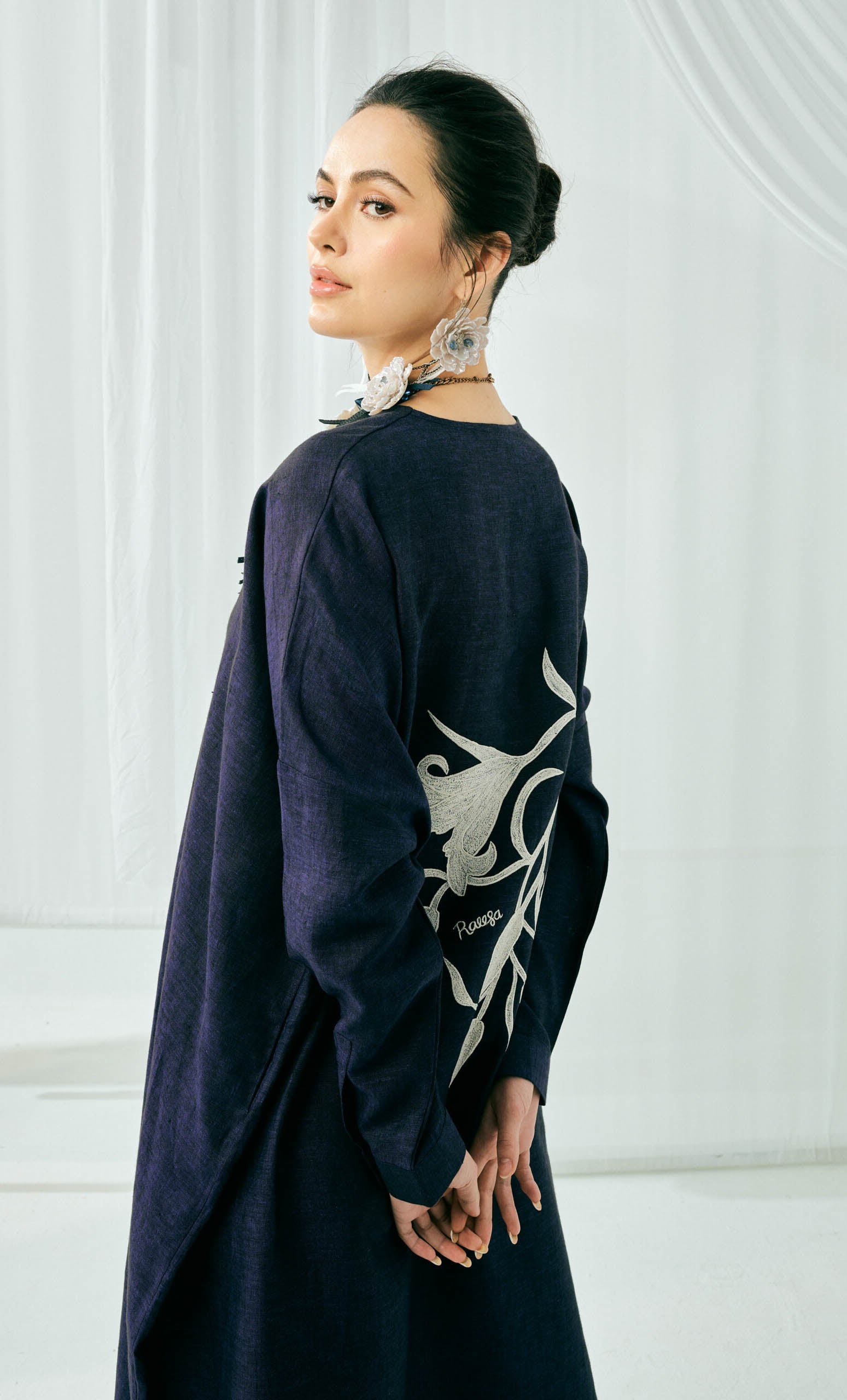 Marcella Set – Lily Embroidery Linen