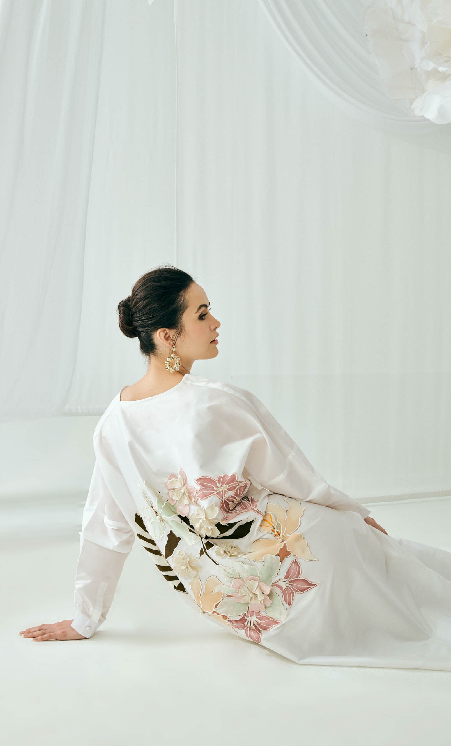 Marcella Dress – Plain Off White Structured Luxe Silk