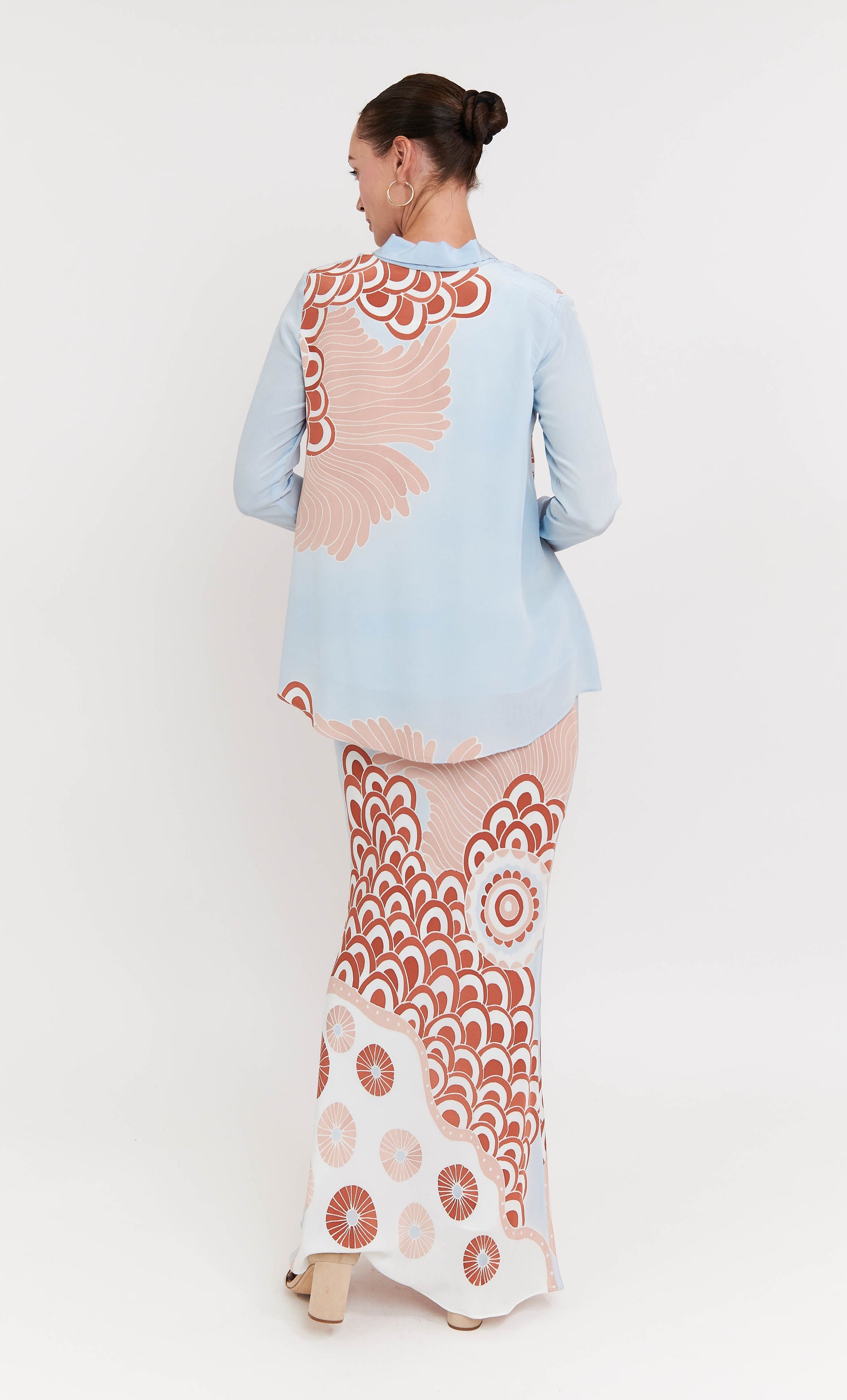 Loose Kebaya Set - Floppy Crepe Silk