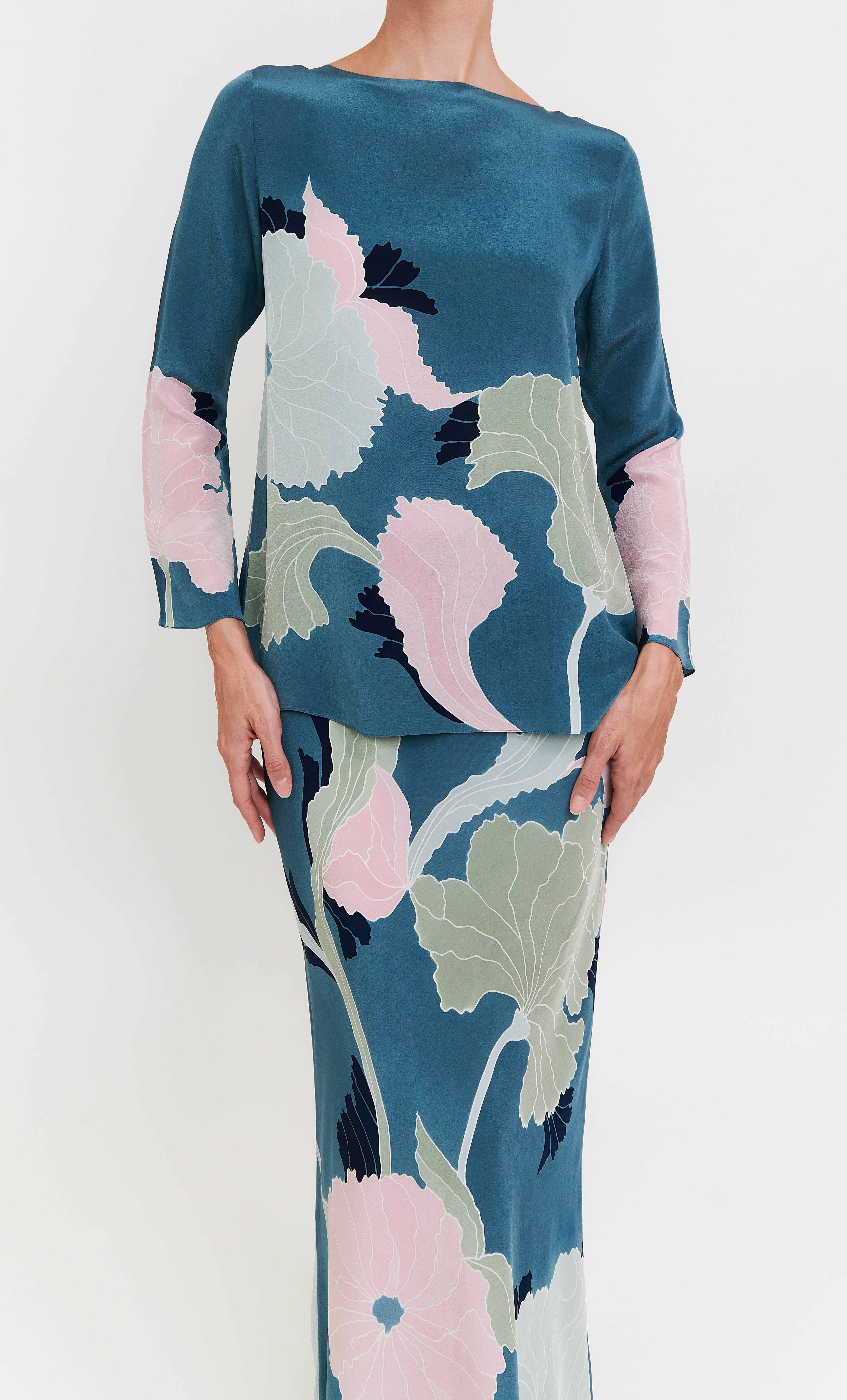 Pery Set Boatneck - Ervina Crepe Silk