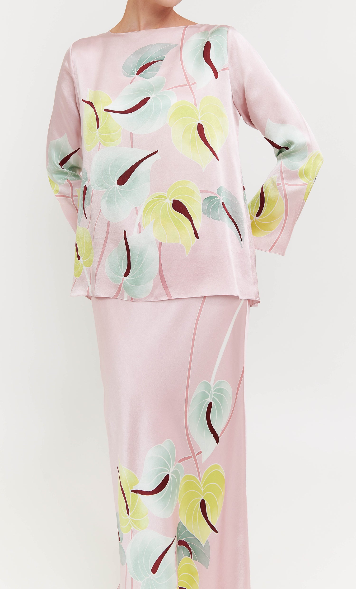 Pery Set Boat Neck - Calista Satin Silk