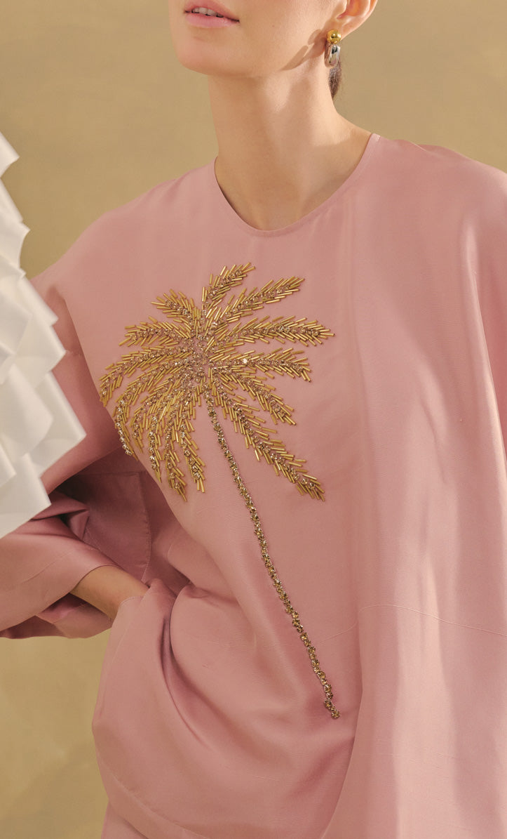 Teluk Belanga Top with Pleated Pants