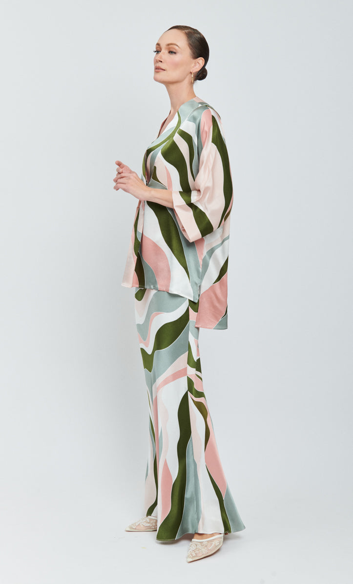 Victoria Set - Linear Satin Silk