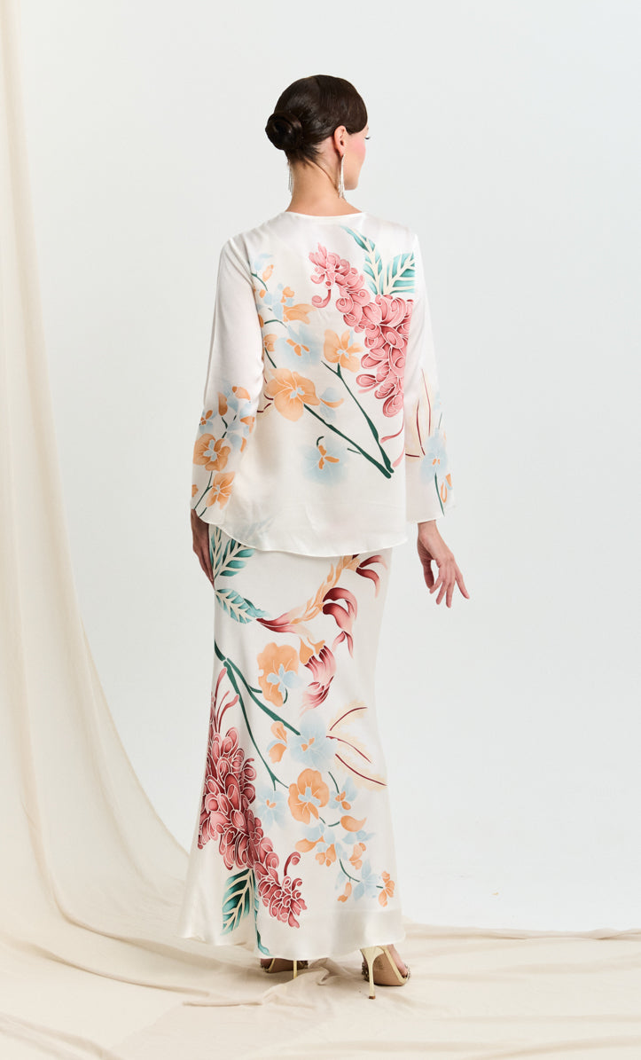 Pery Set Back Button - Wild Flower