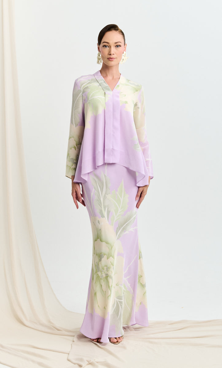 Loose Kebaya Set - Blossom Crepe Silk