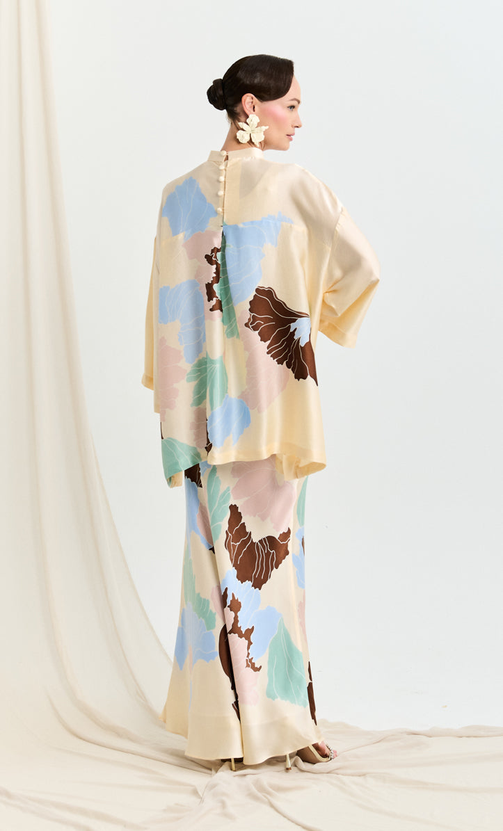 Kelly Set - Petals Satin Silk