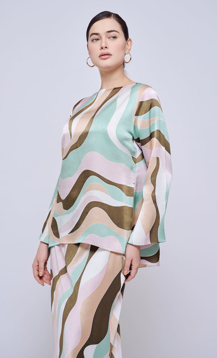 Pery Set Boat Neck - Linear Satin Silk