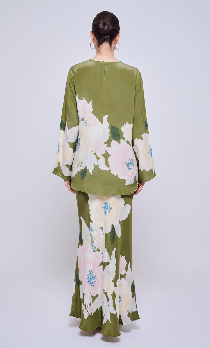 Pery Set Back Button - Botanic Crepe Silk