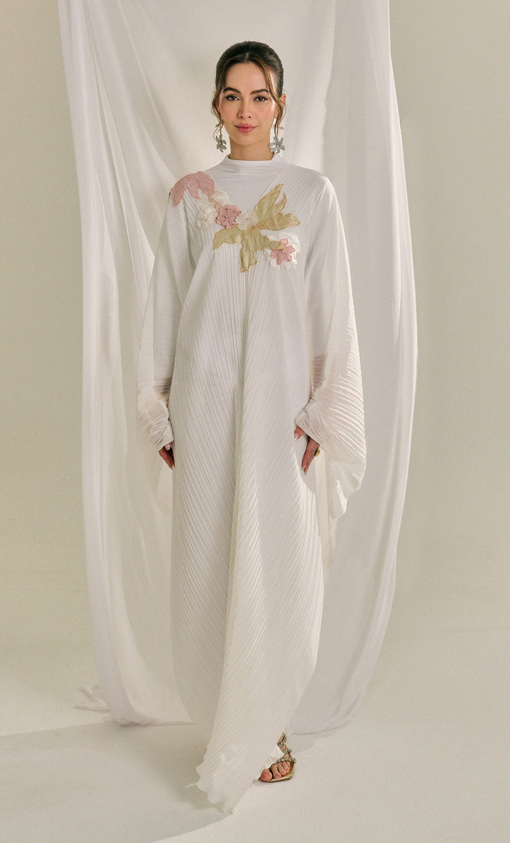 Patches Embroidery Off White Inara Dress