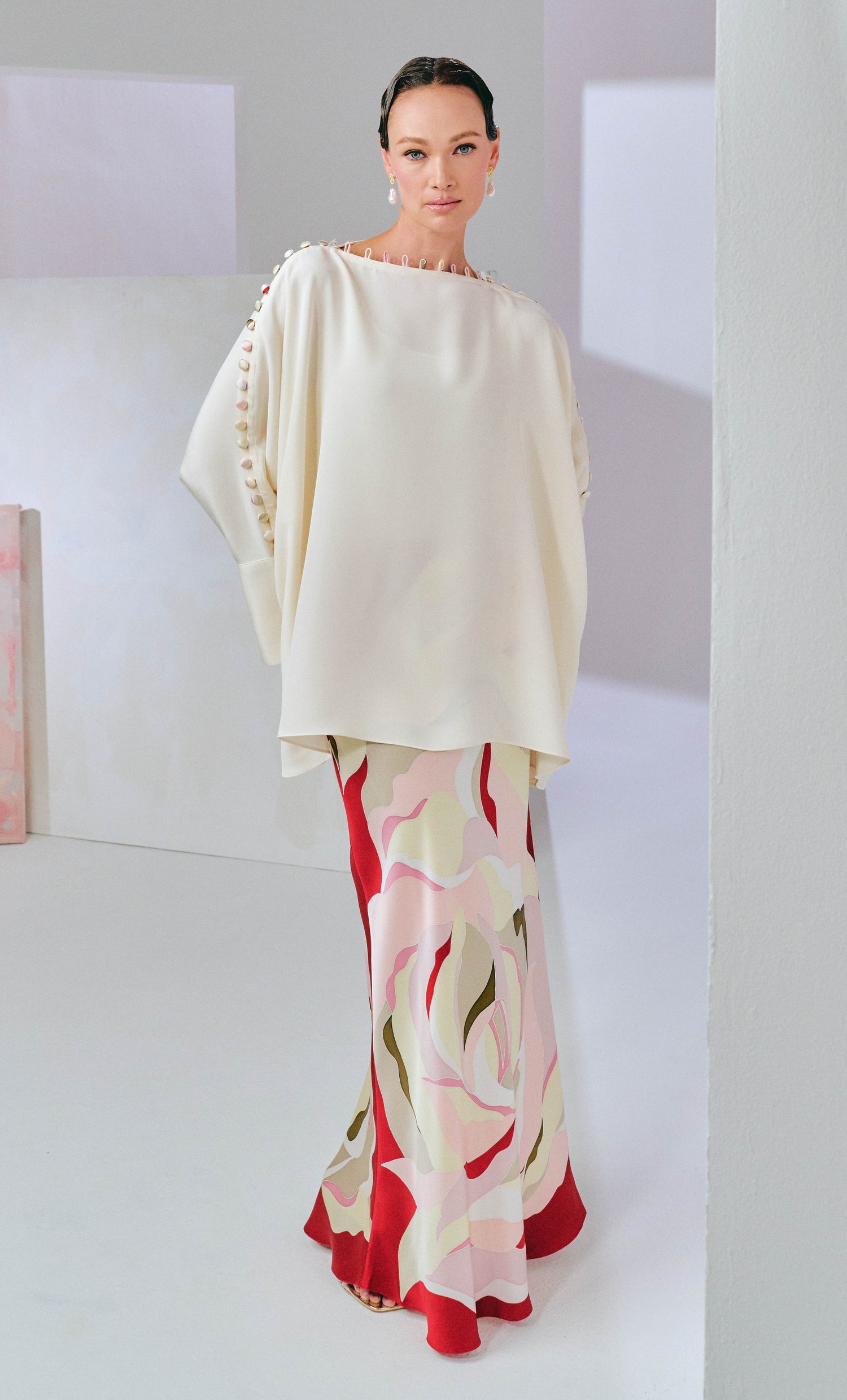 Button Top with Rossy  Sarong