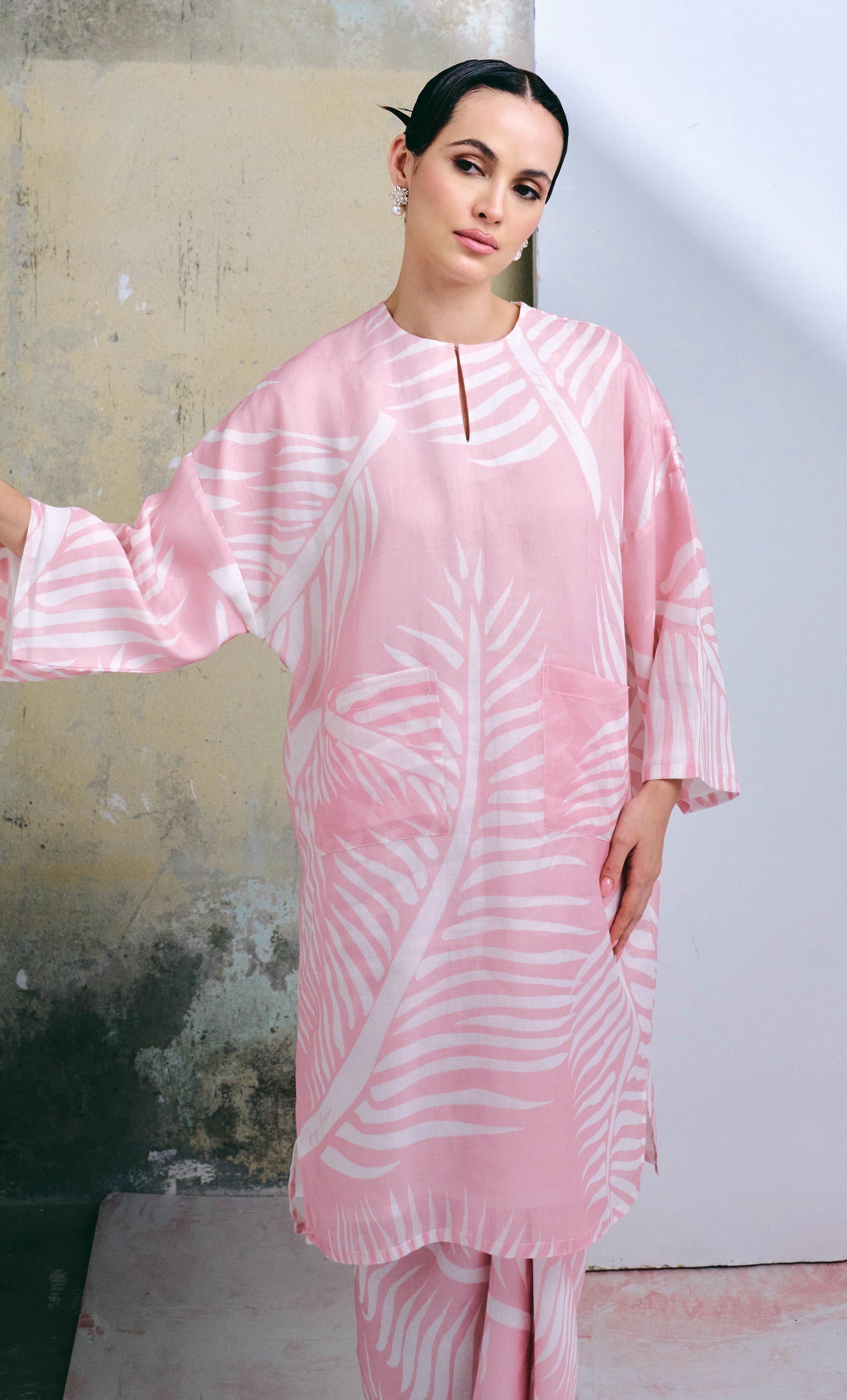 Coco Leaf Long Kurung Opah with Instant Pareo - Dusty Pink