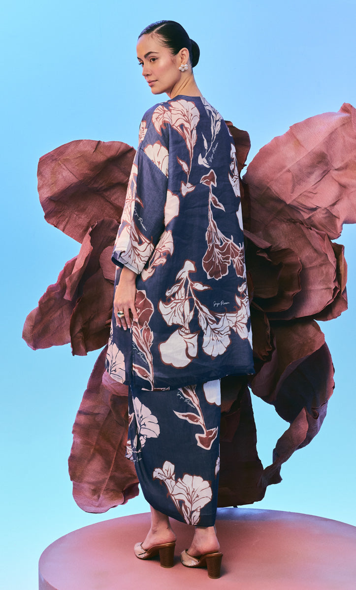 Long Kurung Opah Set - Calla Lilies
