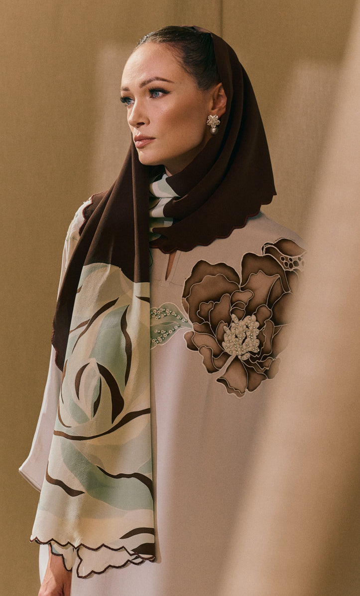 Rossy Embroidery Shawl