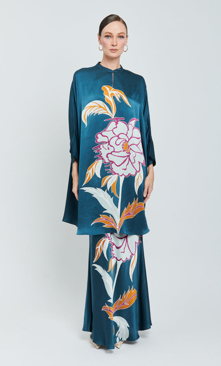 Elana Set – The Grand Satin Silk
