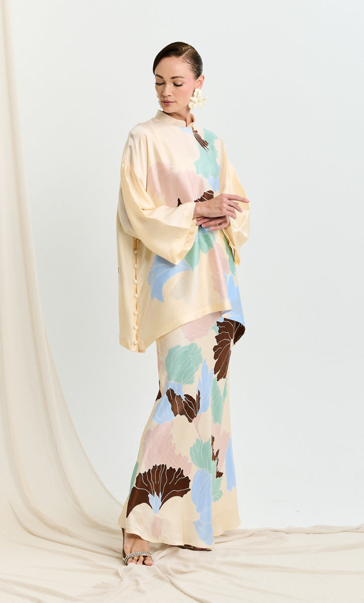 Kelly Set - Petals Satin Silk