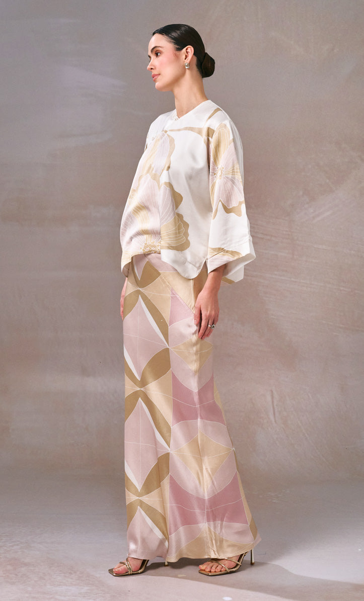 Zhen Top with Mozek Sarong - Laila