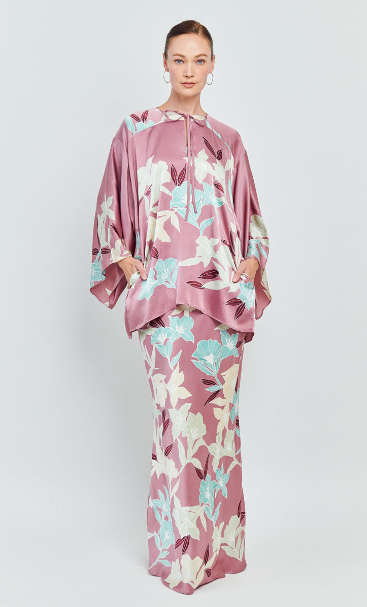 Kesuma Set - Calla Lillies Satin Silk