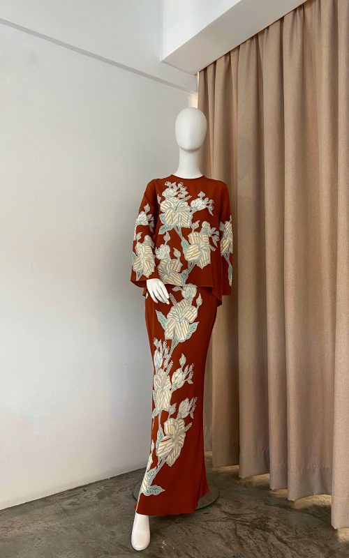 Pery Set Leher Kurung – Rayya Crepe Silk