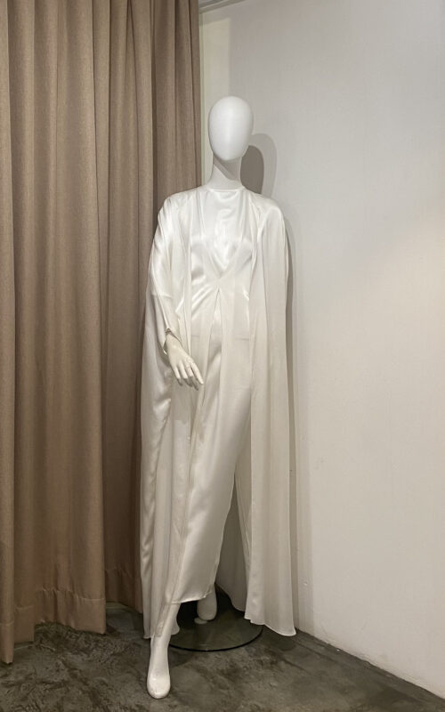 Juliana 3.0 With Outer – Off White Satin Silk Material